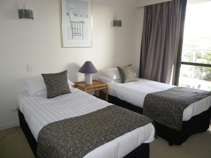 Pacific Surf Absolute Beachfront Apartments, Gold Coast