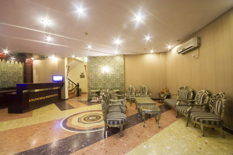Public Area 3, Siris 18, Agra