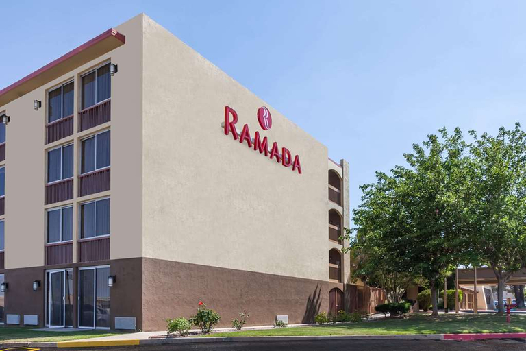 Exterior & Views 2, DoubleTree by Hilton Palmdale, Los Angeles