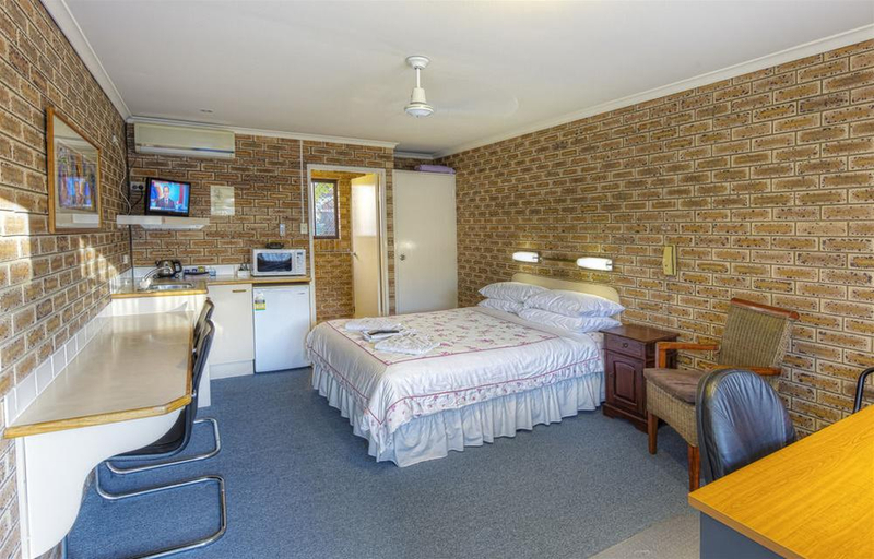 Bedroom 2, The Sunshine Coast Airport Motel, Maroochy - Coastal North