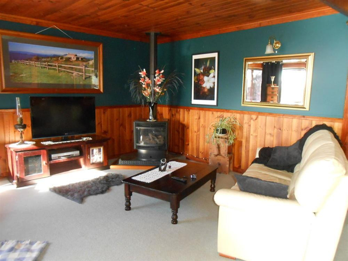 Public Area 3, Tidelines of Bicheno, Glamorgan-Spring Bay