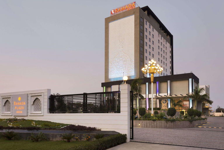 Exterior & Views 2, Saura Hotel, Agra – A Club Mahindra Associate, Agra