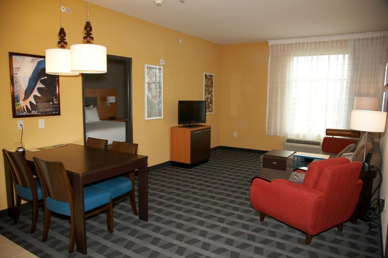 Exterior & Views 2, TownePlace Suites Hobbs, Lea