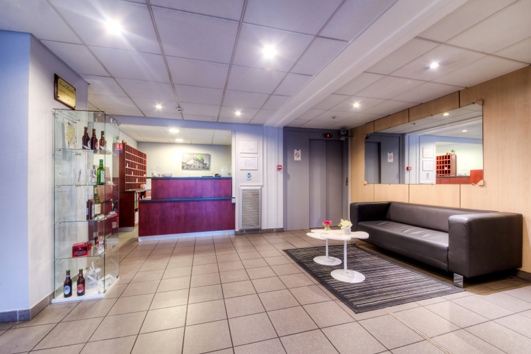 Public Area 2, Comfort Aparthotel Besancon La City, Doubs