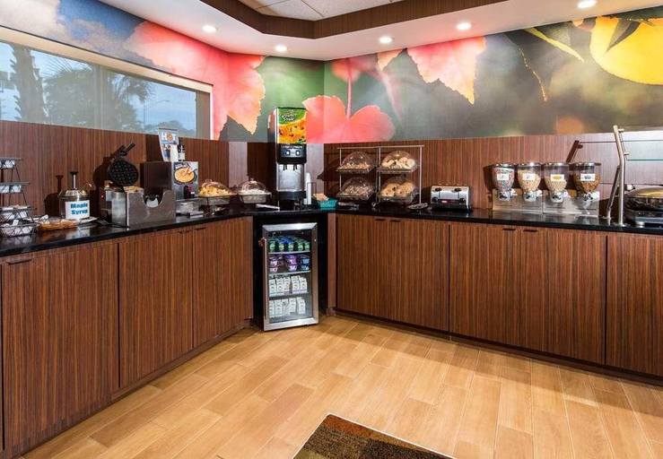 Food & Drinks 1, Sleep Inn & Suites Pensacola - University Area, Escambia