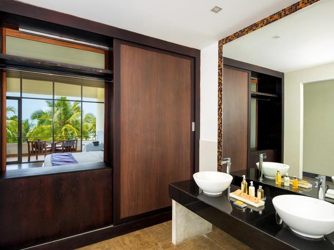 Bathroom 5, Taprobana Wadduwa by Asia Leisure, Panadura