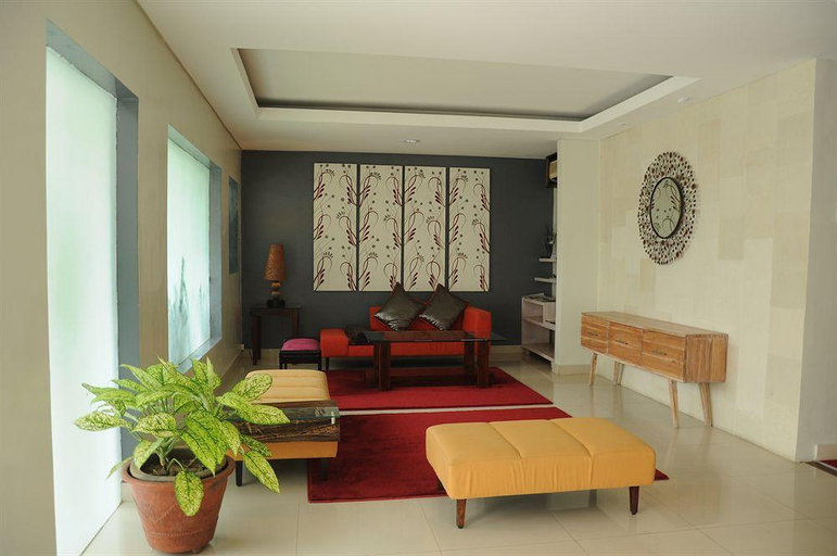 Exterior & Views, Santosa City Hotel, Denpasar