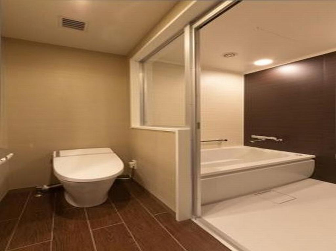 Bathroom 5, Solaria Nishitetsu Hotel Kagoshima, Kagoshima