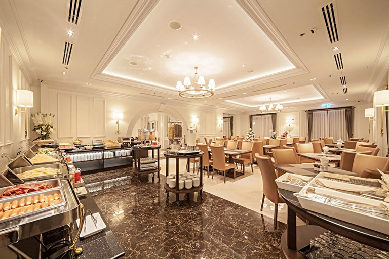 Food & Drinks, SN Plus Hotel, Pattaya