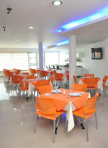 Food & Drinks 3, Cuarta Avenida, Santiago de Cali