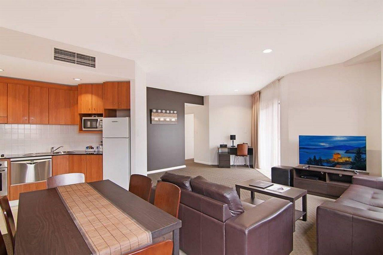 Exterior & Views 2, Boulevard On Beaumont, Newcastle - Throsby