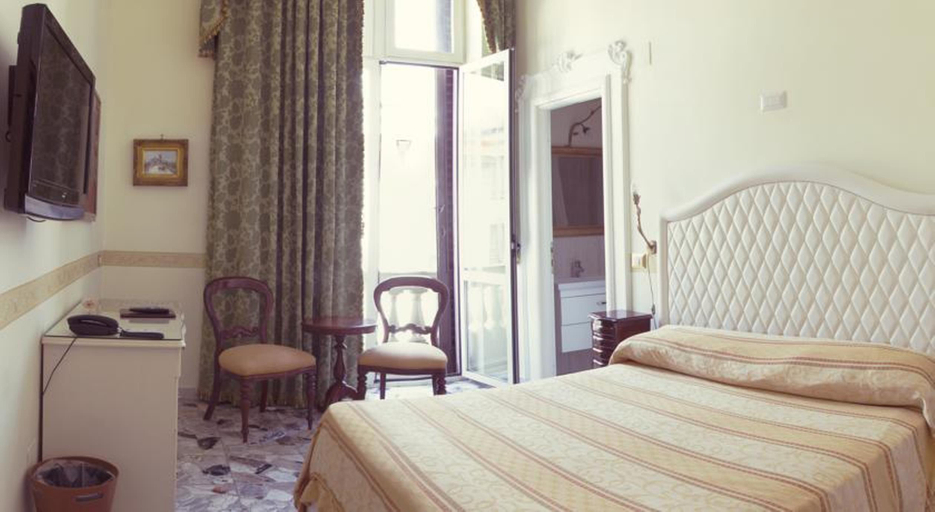 Bedroom 3, B&B Art Suite Santa Brigida, Napoli