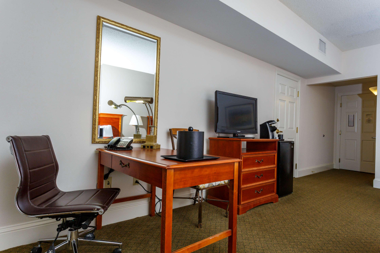 Bedroom 3, Cypress Bend Resort a Wyndham Hotel, Sabine
