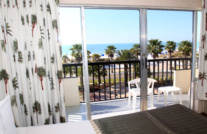 Exterior & Views 5, Seaside Inn & Suites Clearwater Beach, Pinellas