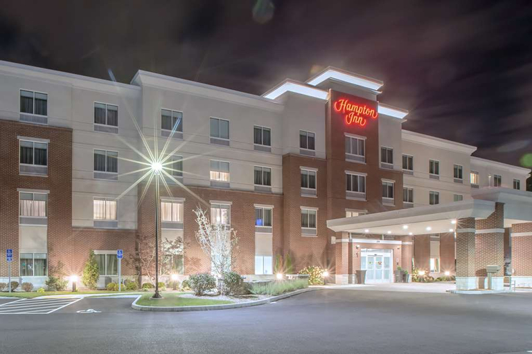 Exterior & Views 4, Hampton Inn by Hilton Amesbury, Essex
