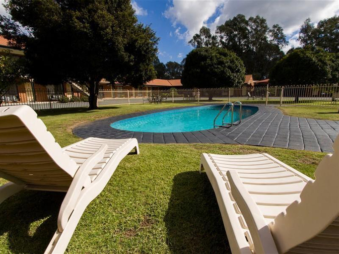 Sport & Beauty 2, Advance Motel, Wangaratta - Central