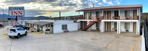 Economy Inn, Mohave
