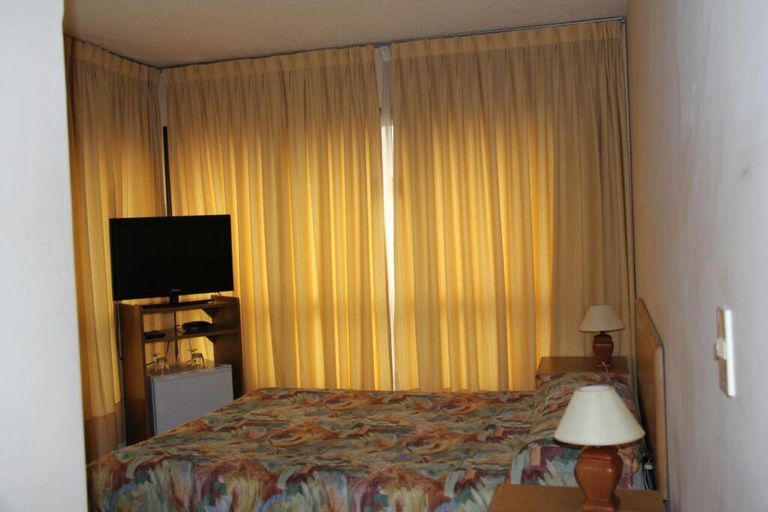 Bedroom 5, Klee Internacional, Montevideo