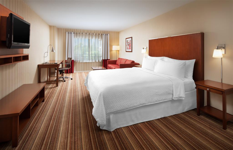 Bedroom 2, Four Points by Sheraton Ontario-Rancho Cucamonga, San Bernardino