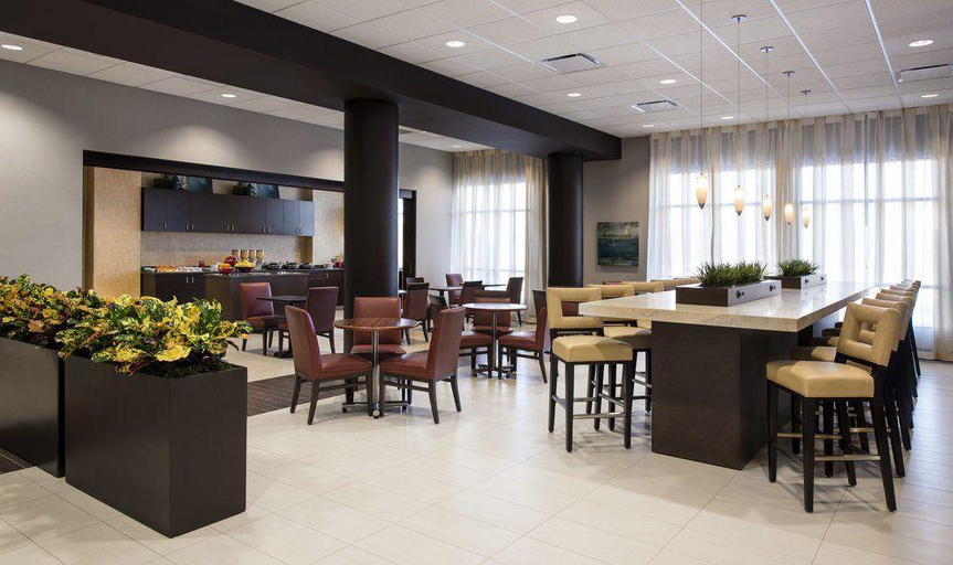 Food & Drinks 5, Residence Inn Calgary South, Division No. 6