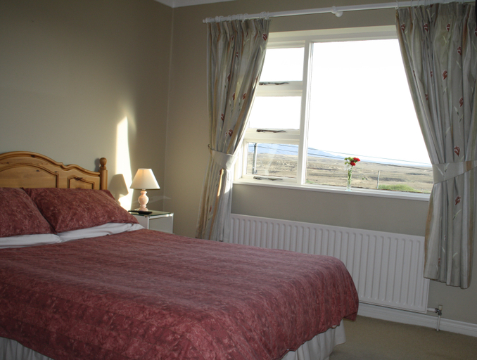 Bedroom 2, Cregg House