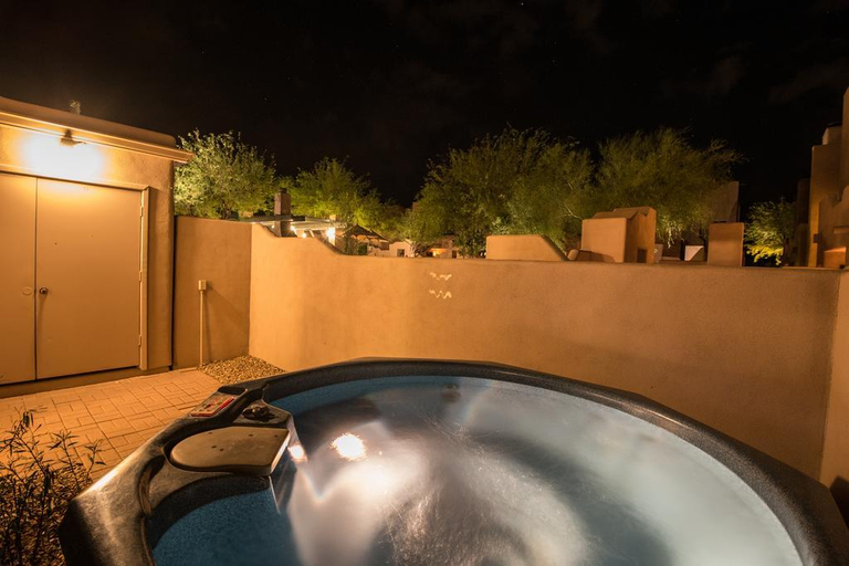 Sport & Beauty 3, Villas Of Cave Creek, Maricopa