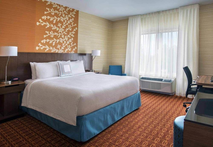 Bedroom 3, Fairfield Inn & Suites Wilmington New Castle, New Castle