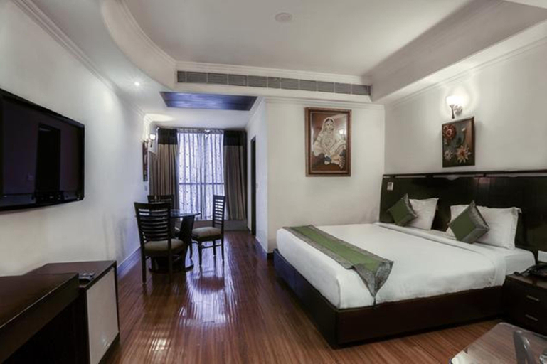 Bedroom 3, Airport Hotel Grand, Delhi