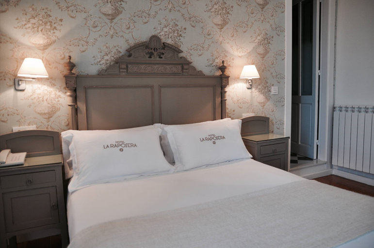 Bedroom 3, Hotel Rural La Raposera, Asturias