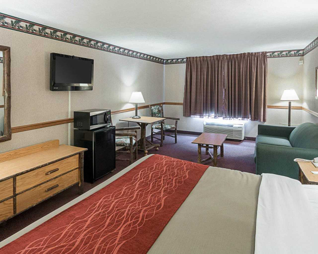Bedroom 3, Quality Inn & Suites, Wise