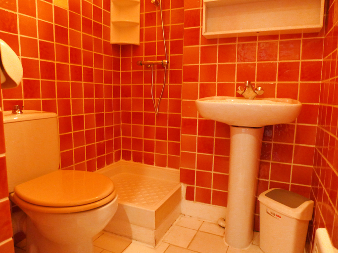 Bathroom, Apartment Le Domaine de la Croisette by Interhome, Var