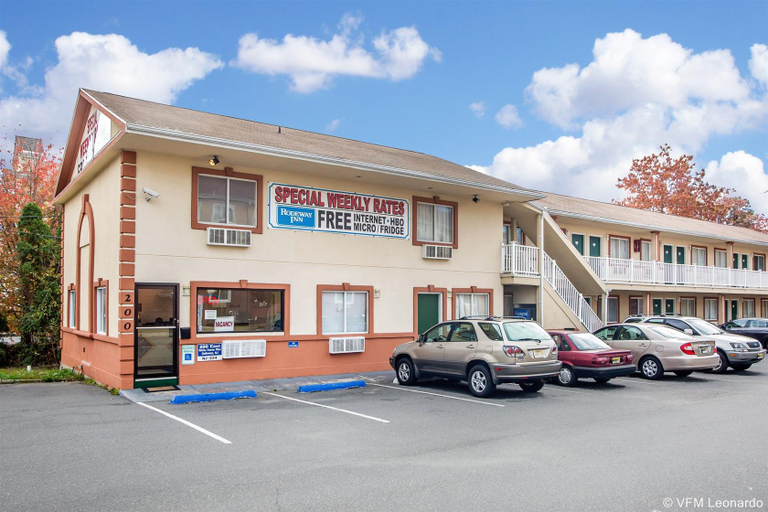 Exterior & Views 2, Rodeway Inn, Atlantic