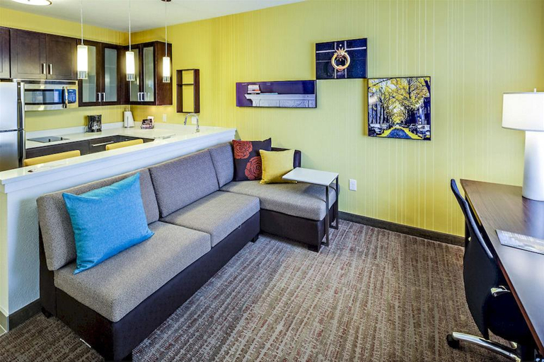 Public Area 3, Residence Inn Akron South/Green, Summit