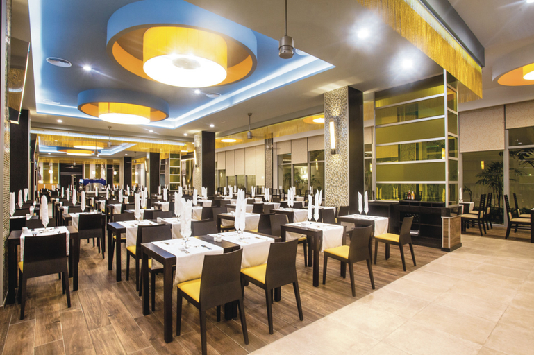 Food & Drinks 5, Riu Republica - Adults Only - All Inclusive, Salvaleon de Higuey