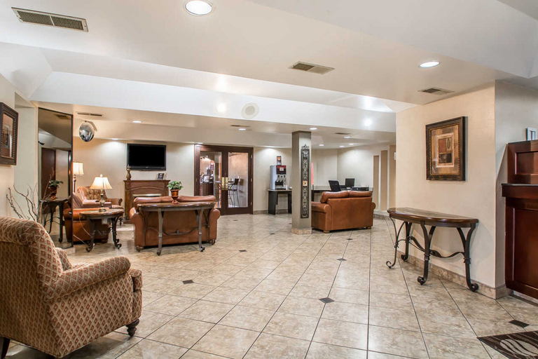 Public Area 2, Best Western Rochelle Inn & Suites near DeKalb, Ogle