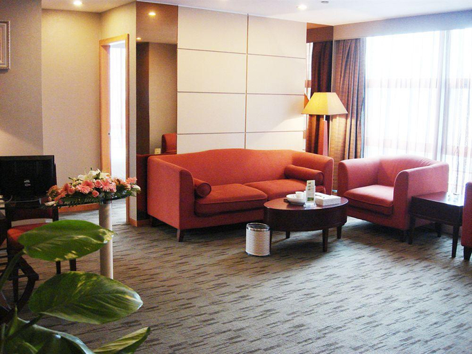 Bedroom 2, Golden Central Hotel Shenzhen, Shenzhen