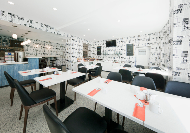 Food & Drinks 5, B&B HOTEL Berlin-Adlershof, Berlin