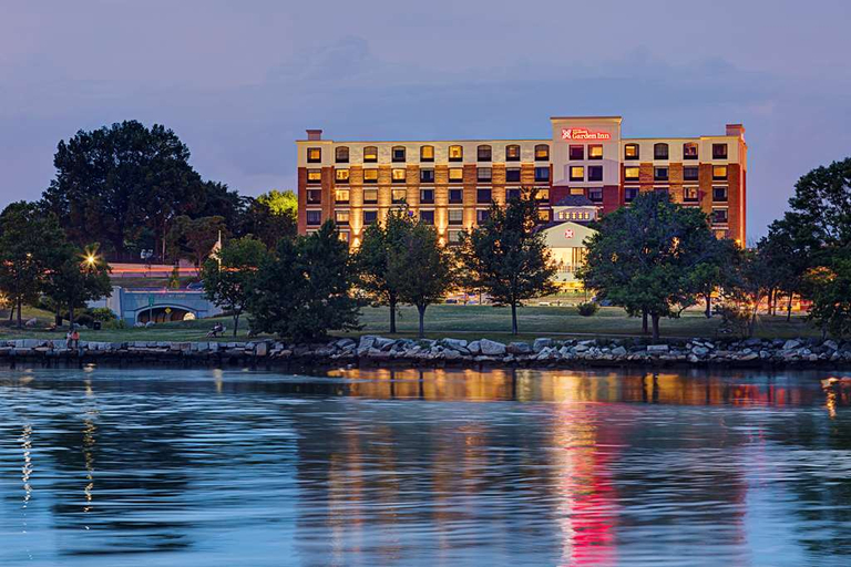 Exterior & Views 2, Hilton Garden Inn Providence, Providence
