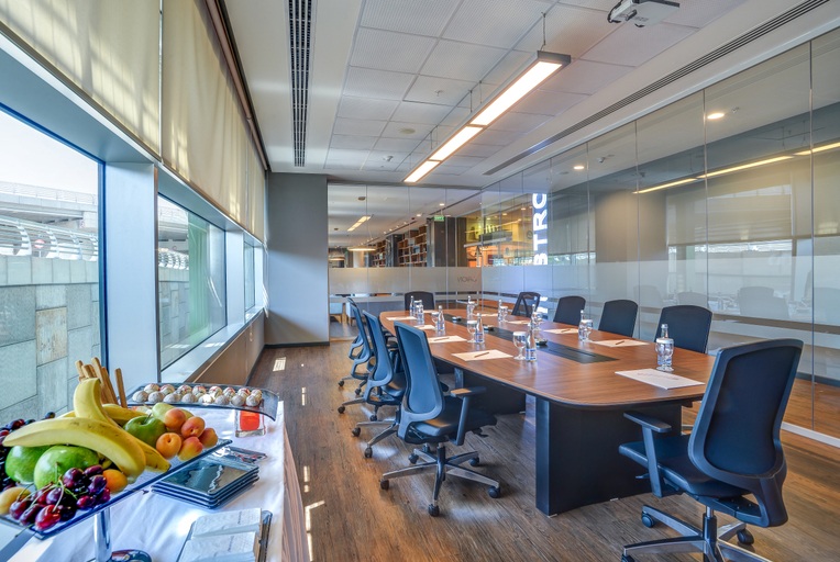 Food & Drinks 5, Tav Airport Hotels Izmir, Menderes