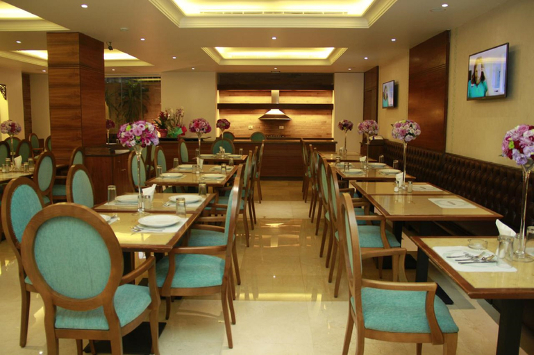 Food & Drinks 5, Caesar'S Park Hotel, Beirut