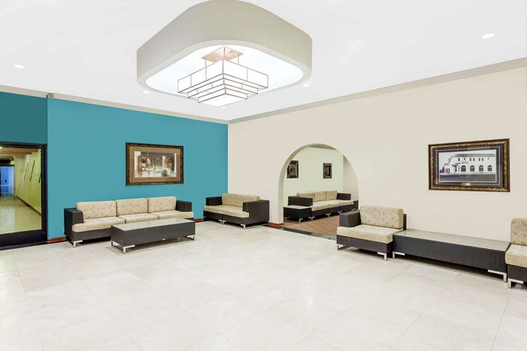 Public Area 1, DoubleTree by Hilton Palmdale, Los Angeles