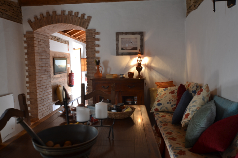 Others, Casa das Cercas, Odemira