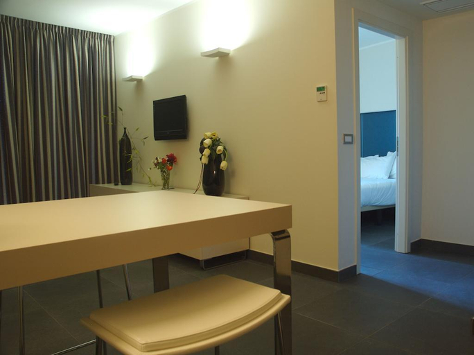 Bathroom 5, Home Club Suite Hotel, Cosenza