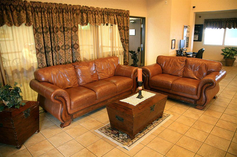 Public Area 2, New Victorian Inn & Suite, Woodbury