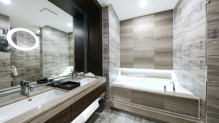 Bathroom 5, Ramada Hotel & Resort GyeongJu, Gyeongju