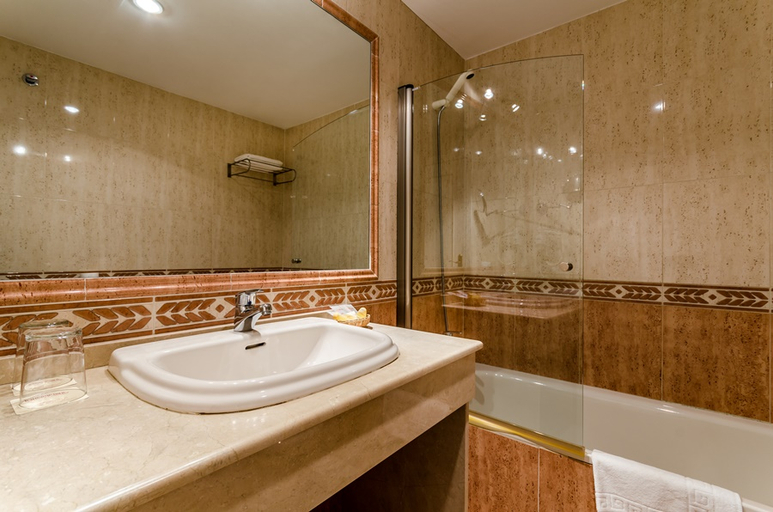 Bathroom 4, Mirador, Cádiz