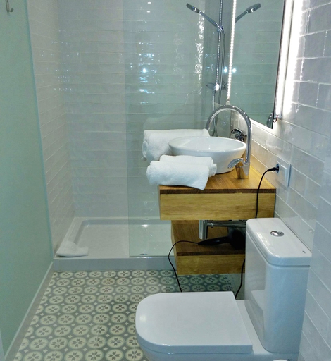 Bathroom, Thalassa Sport, Girona
