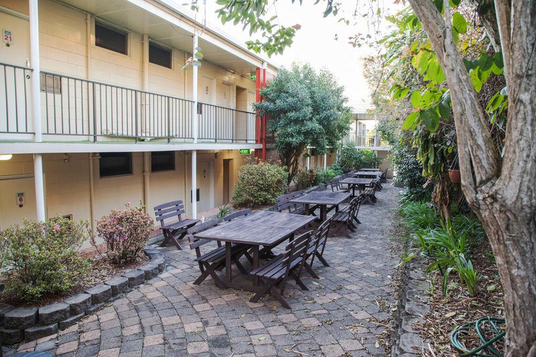 Exterior & Views 2, Murwillumbah Motor Inn, Tweed - Pt B