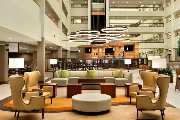 Public Area 3, Embassy Suites by Hilton Milwaukee Brookfield, Waukesha