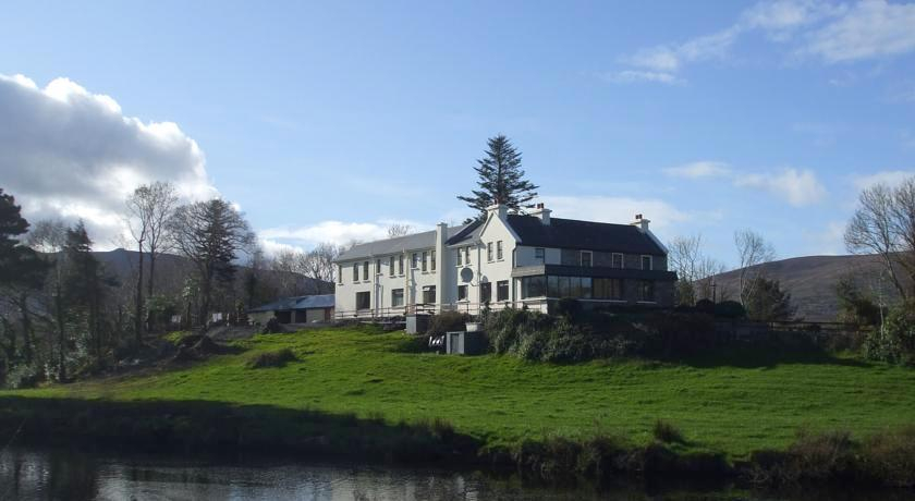 Exterior & Views 1, Blackstones House